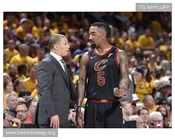 德赢ac米兰尤文图斯比赛战术分析与教练战术布置详解